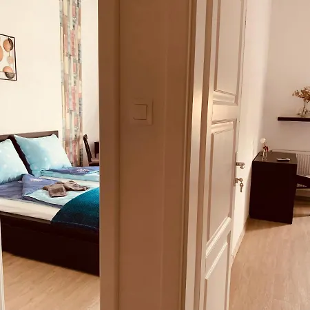 West דירה בודפשט