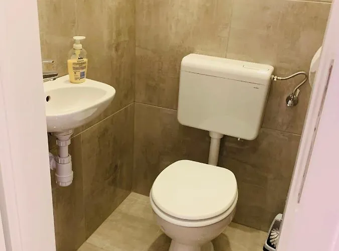 West Budapešť